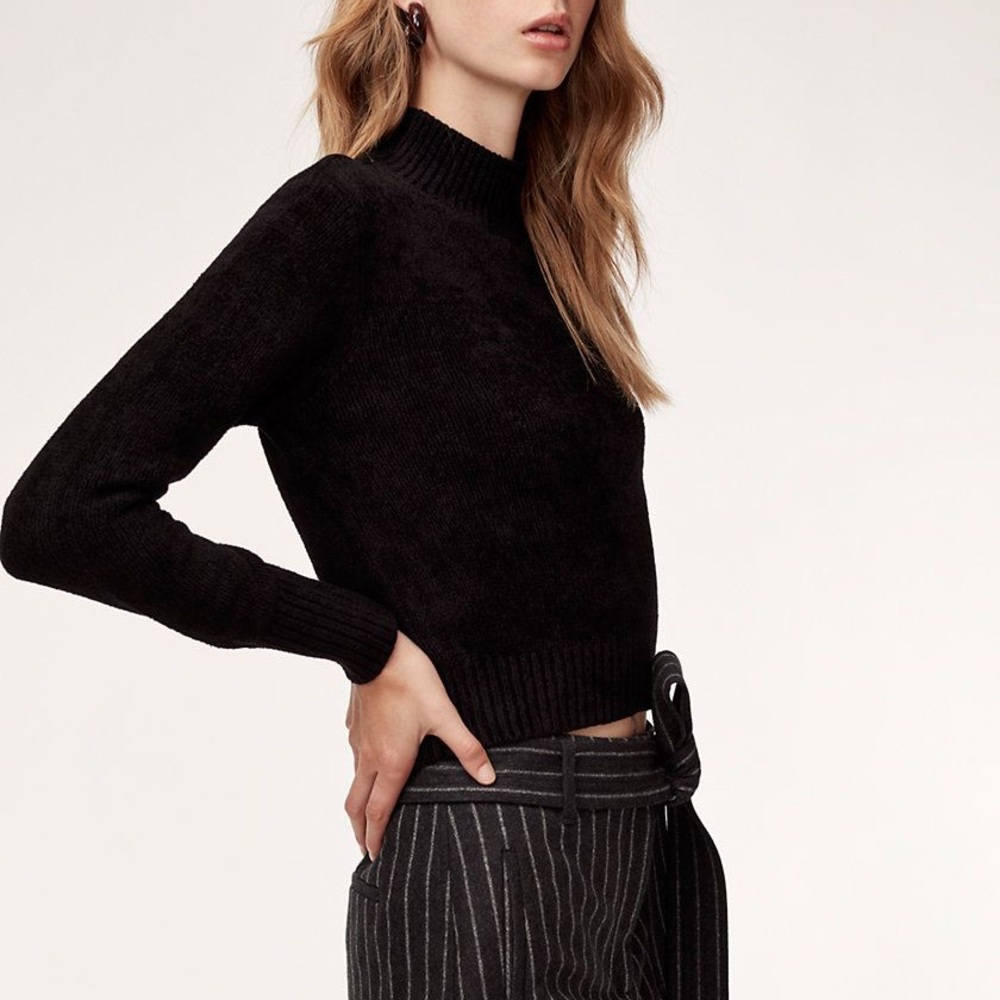Aritzia Wilfred Corteta Chenille Sweater Black Top Mock Neck size XXS